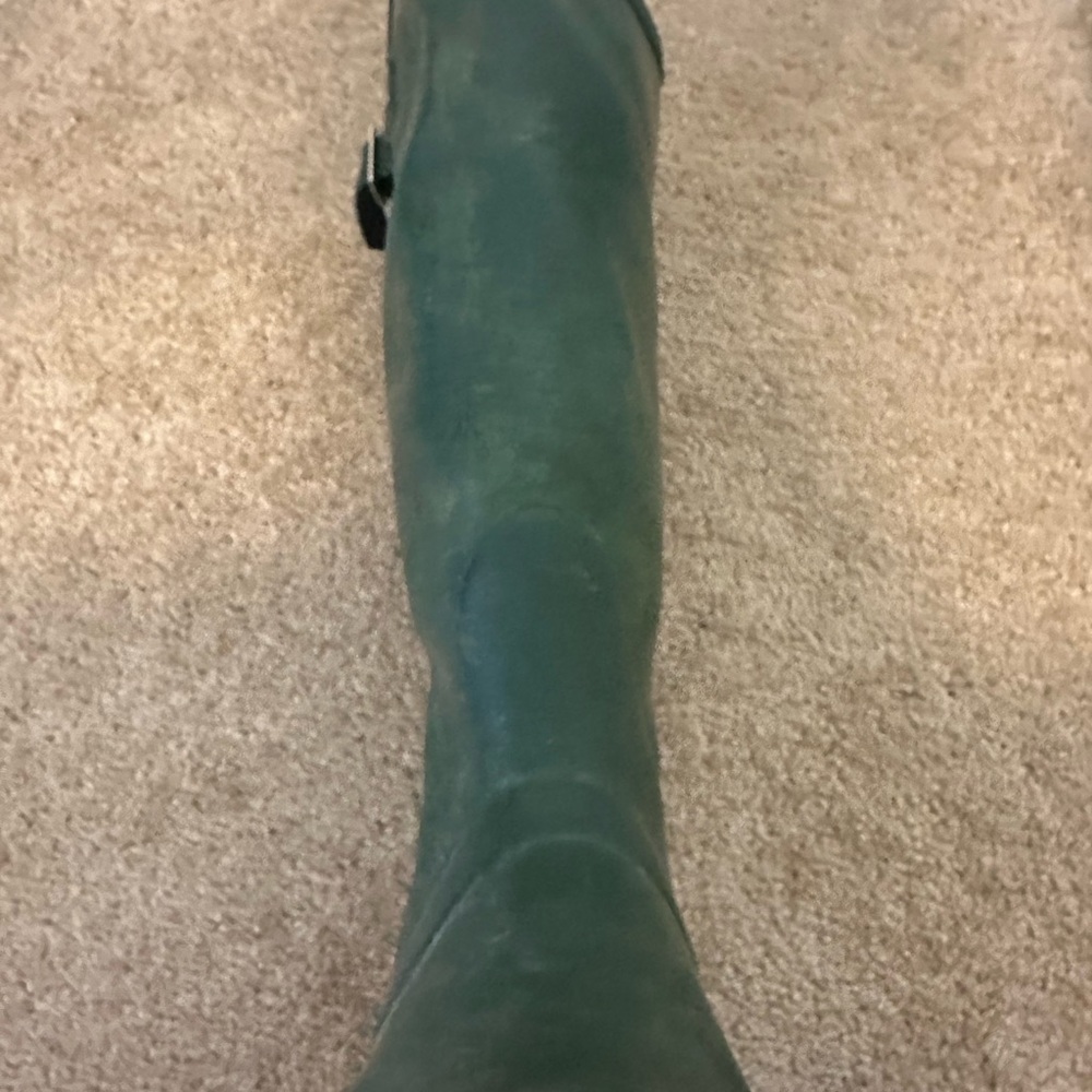 Hunter Tall Rubber Boots in Dark Green - Picture 5 of 8